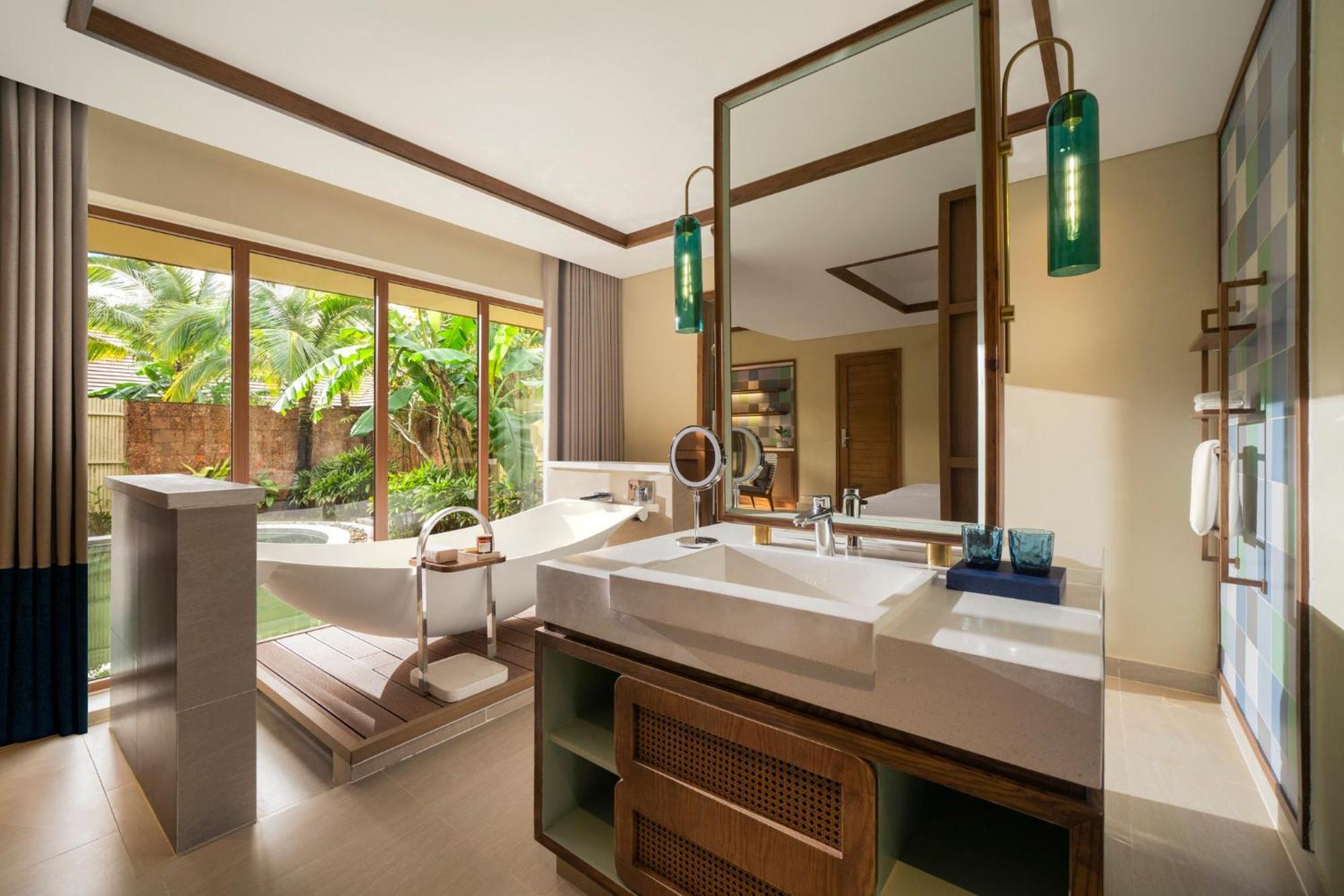 Voco Quang Binh Resort By Ihg ドンホイ エクステリア 写真